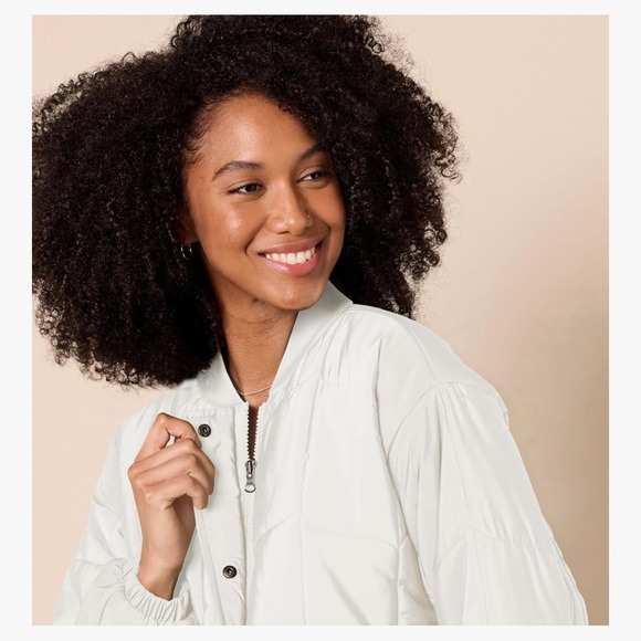 Women’s Oversized Puff Jacket NEW XS - Picture 6 of 7